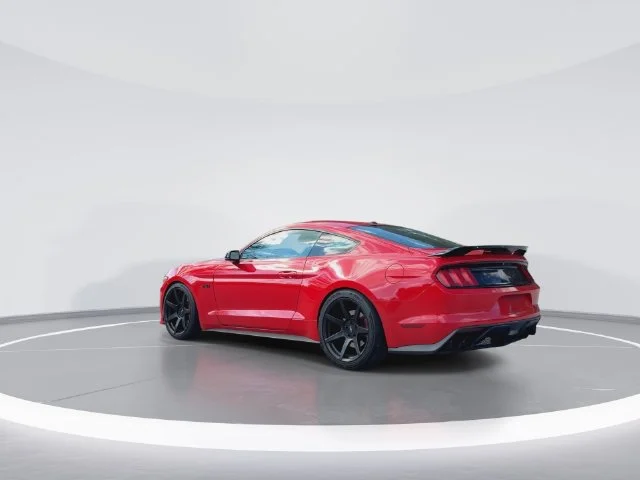 Used 2017 Red Ford GT Premium image 6