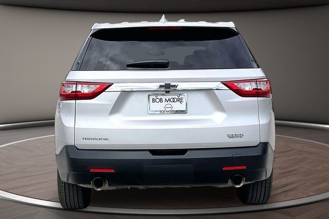Used 2021 Silver Chevrolet LS image 4
