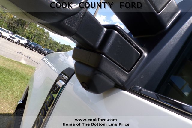 New 2026 STAR WHITE Ford LARIAT image 17