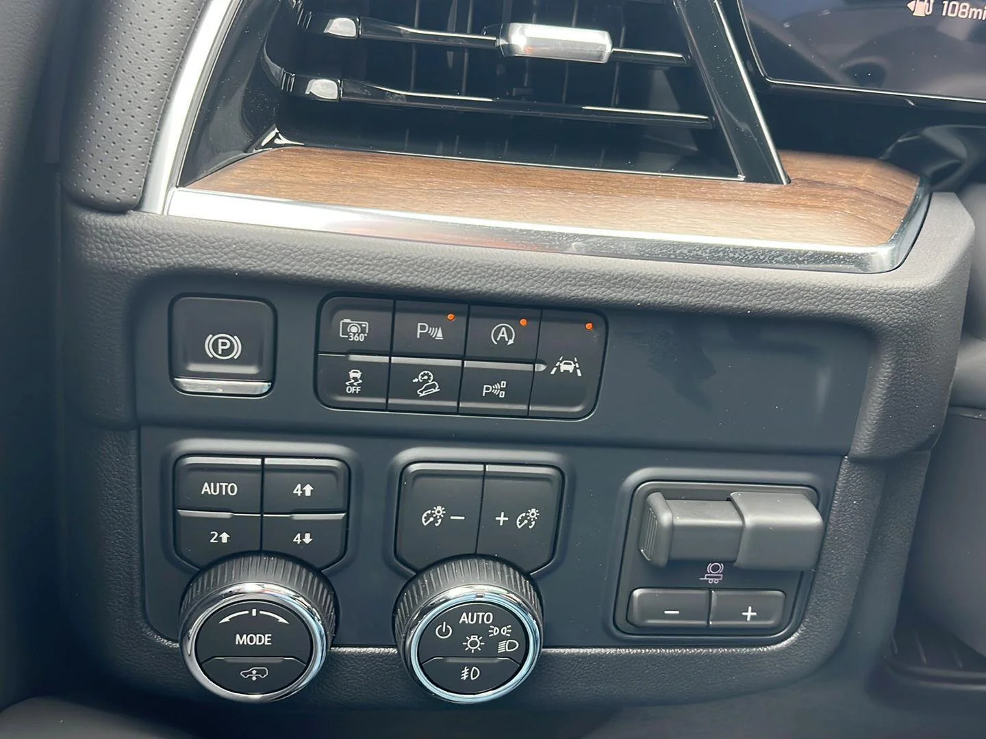 2026 Chevrolet Tahoe High Country - Photo 13