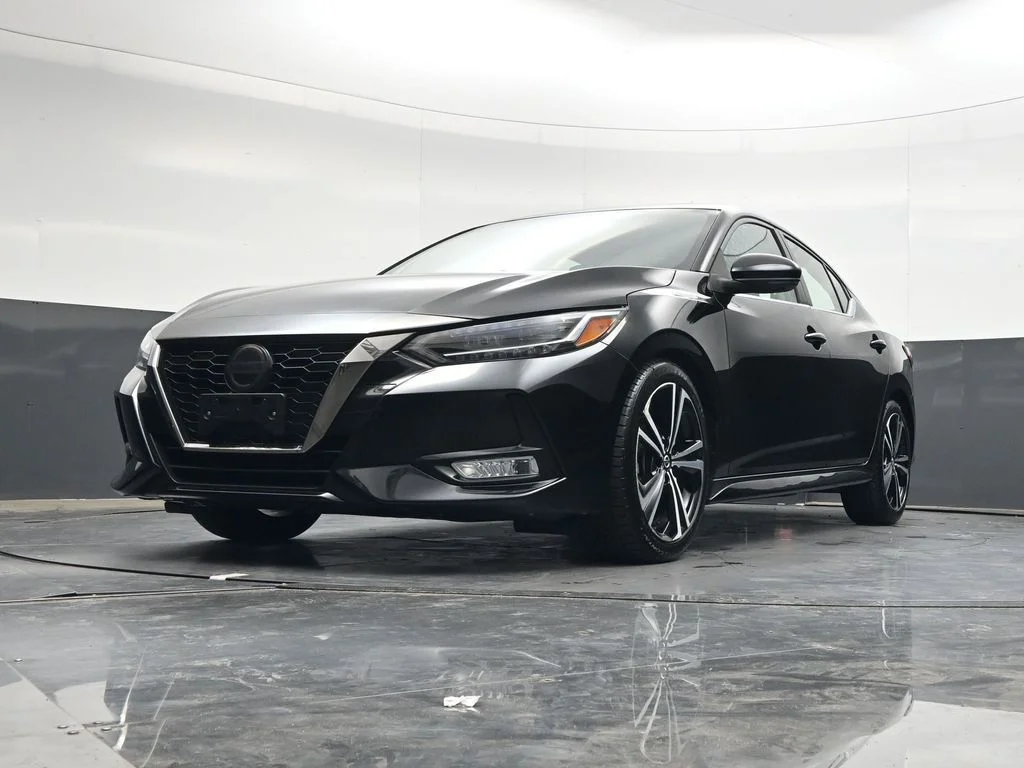 Used 2022 Black Nissan SR image 43