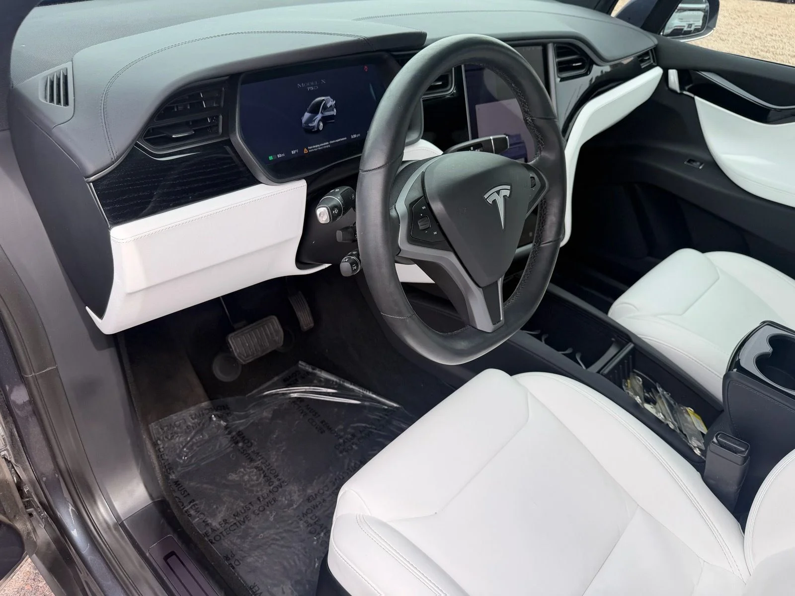 Used 2018 Gray Tesla  image 14