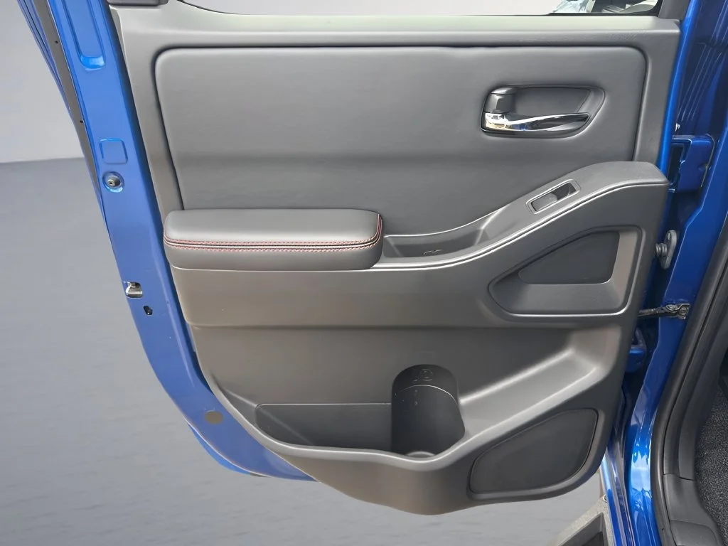 Used 2025 Blue Nissan PRO-X image 21