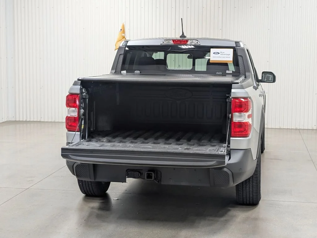 Certified Used 2024 Iconic Silver Metallic Ford Lariat image 23