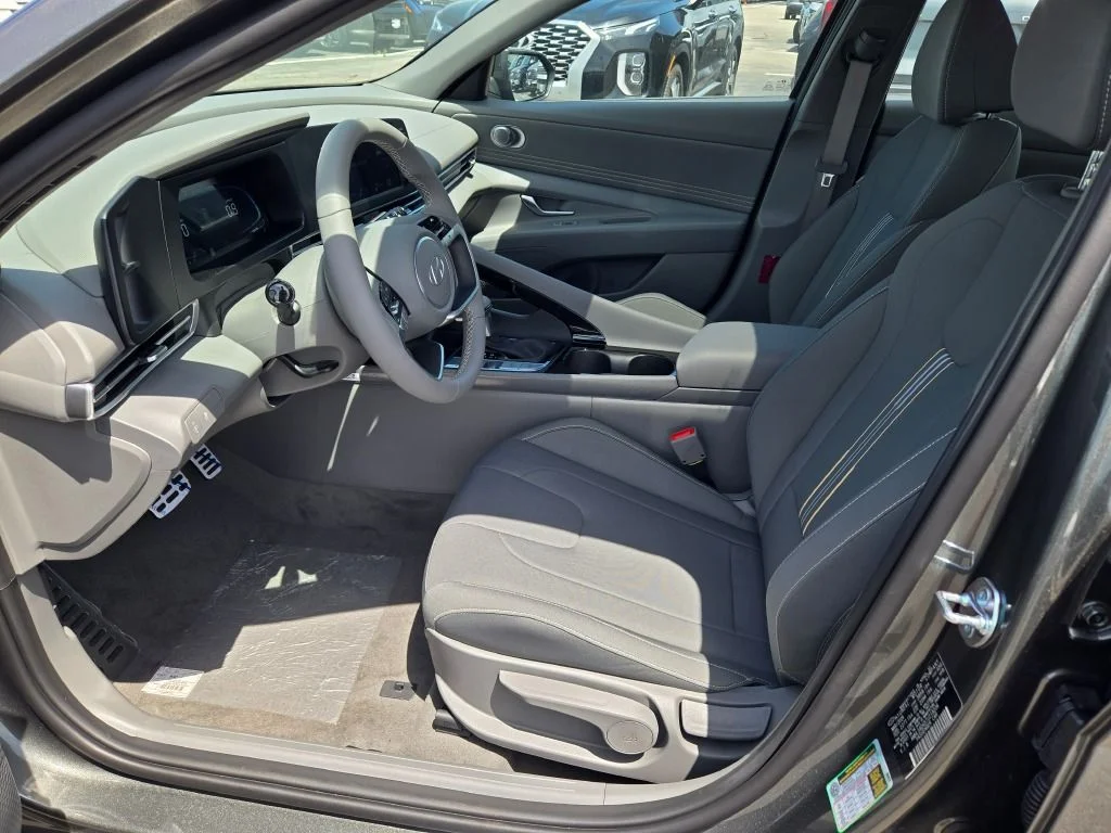 New 2026 Gray Hyundai SEL Sport image 18