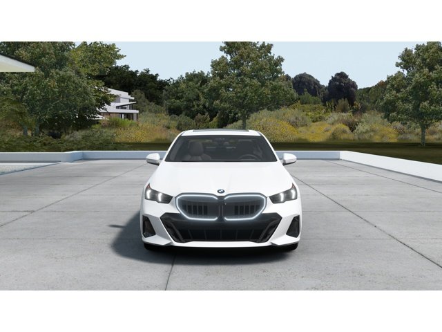 New 2027 Mineral White Metallic BMW 530i image 3