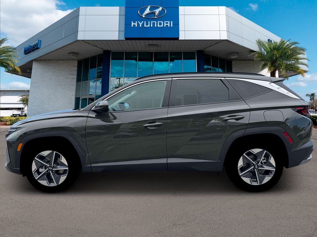 New 2026 Green Hyundai SEL FWD image 22