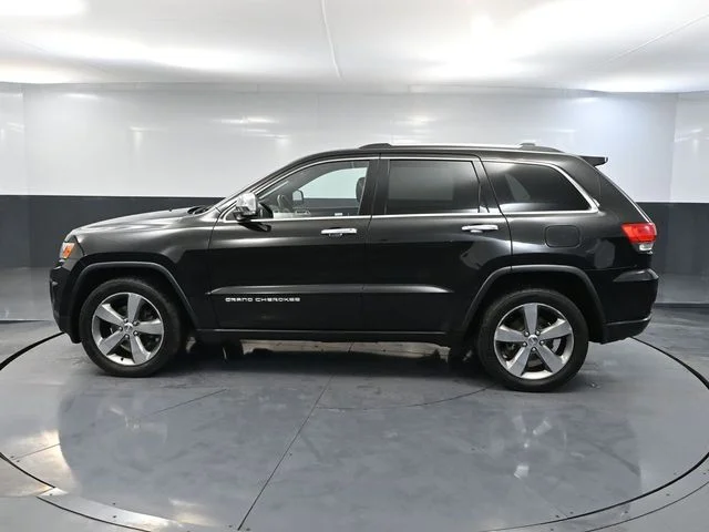 Used 2014 Black Jeep Limited image 10