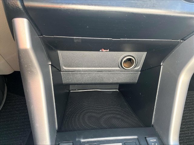 Used 2015 Gray Subaru 2.5i Premium image 28
