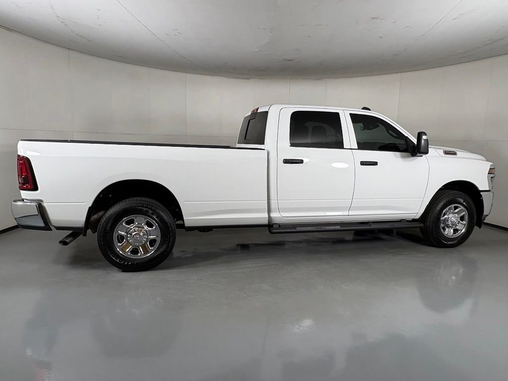 New 2026 Bright White Clear-Coat Exterior Paint RAM Tradesman image 9