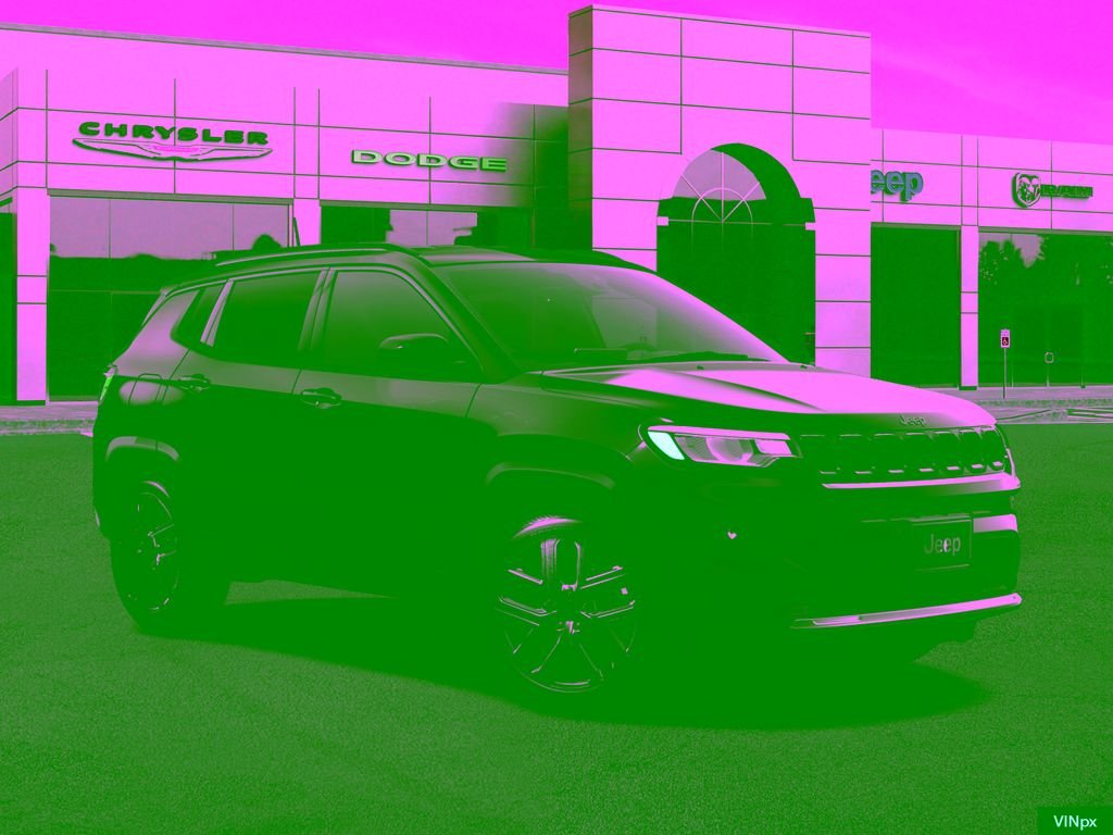 New 2026 Diamond Black Crystal Pearl-Coat Exterior Paint Jeep Limited image 11