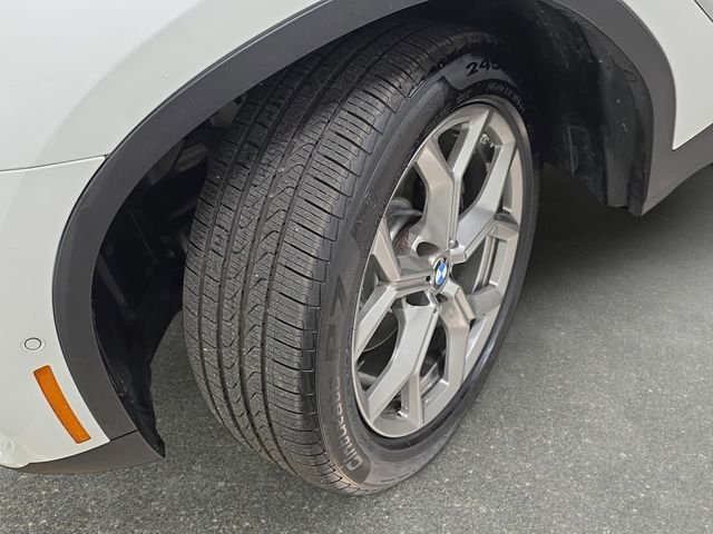 Used 2021 Mineral White Metallic BMW xDrive30i image 30