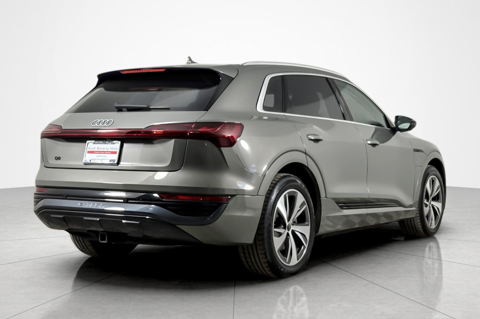 Used 2024 Chronos Gray Metallic Audi Prestige quattro image 5