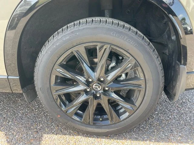 Certified Used 2024  Mazda 2.5 Carbon Turbo image 10