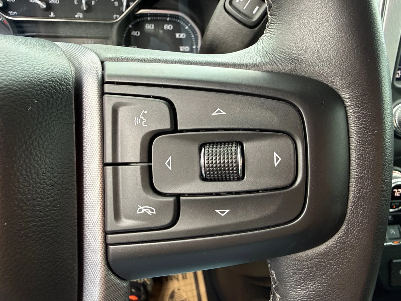 Used 2022 Cardinal Red GMC Elevation image 16