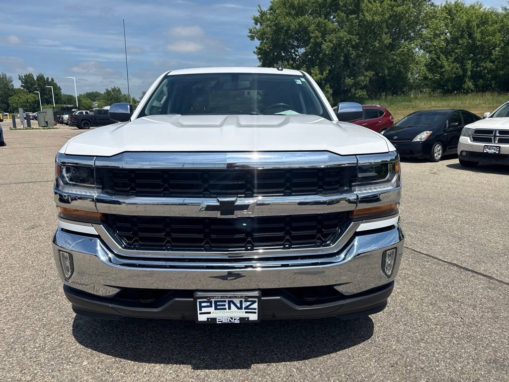 Used 2017 Chevrolet Silverado 1500 LT with VIN 3GCUKREC9HG374214 for sale in Rochester, Minnesota