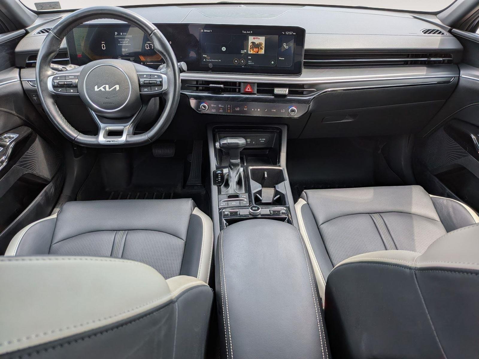 Used 2025 Yacht Blue Kia GT-Line image 32