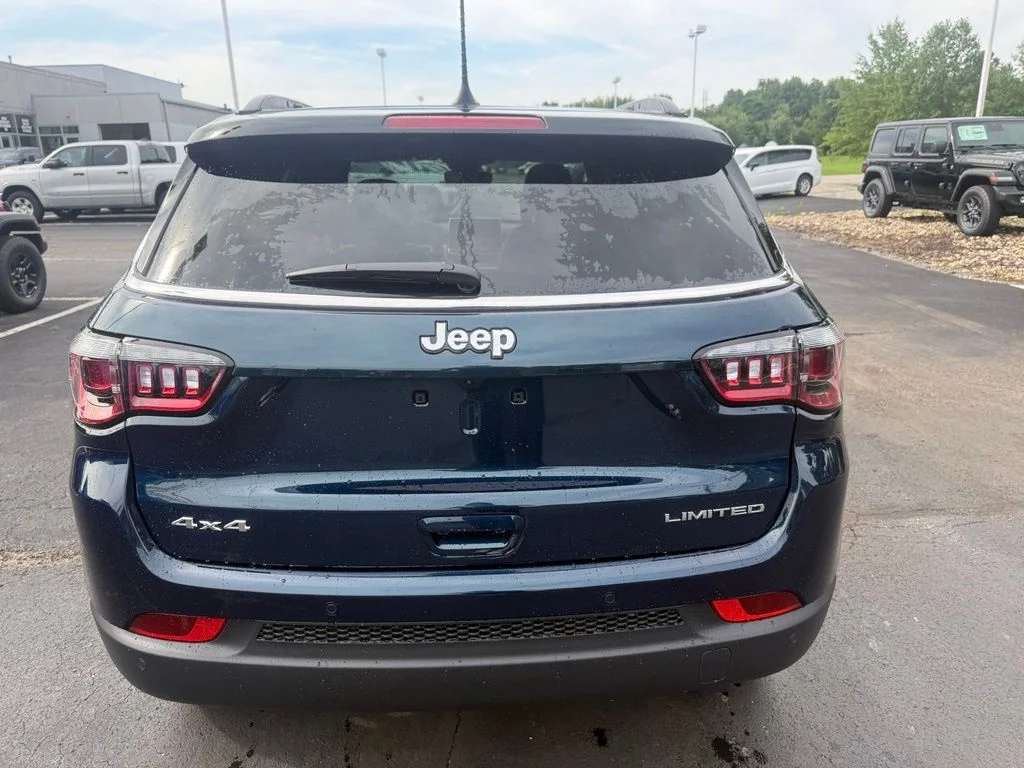 New 2026 Fathom Blue Pearl Coat Jeep Limited image 5