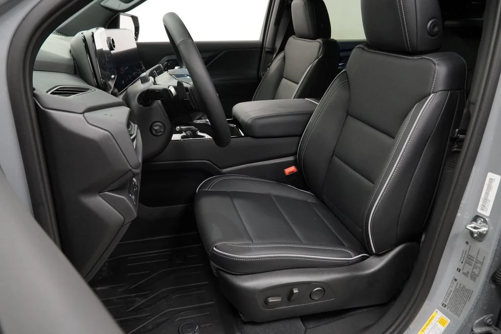 New 2026 Slate Gray Metallic Chevrolet LT - Max Range image 6