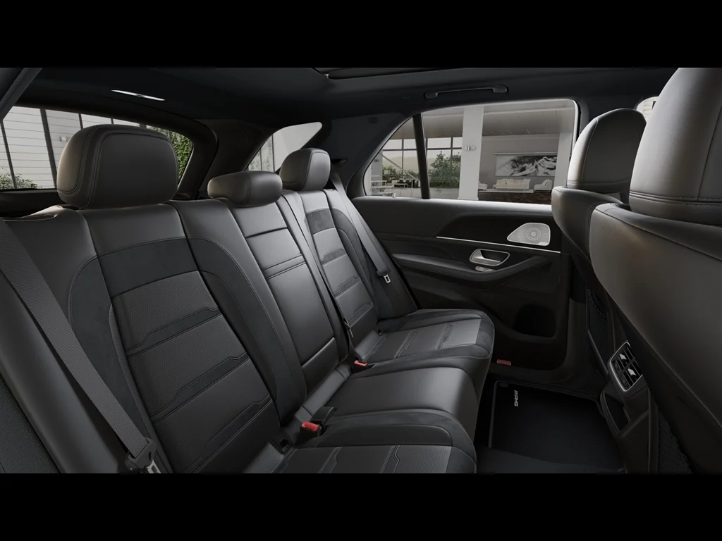 New 2026 Manufaktur Silicon Grey Mercedes-Benz AMG® GLE 53 image 40