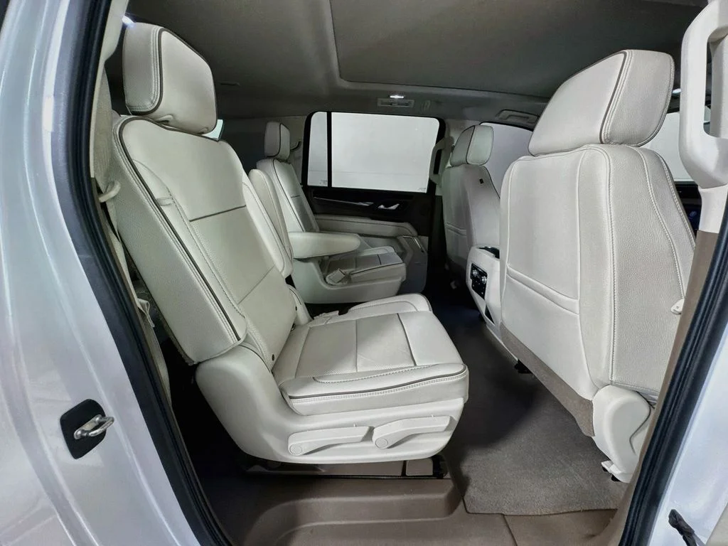 Used 2021 White Frost GMC Denali image 36