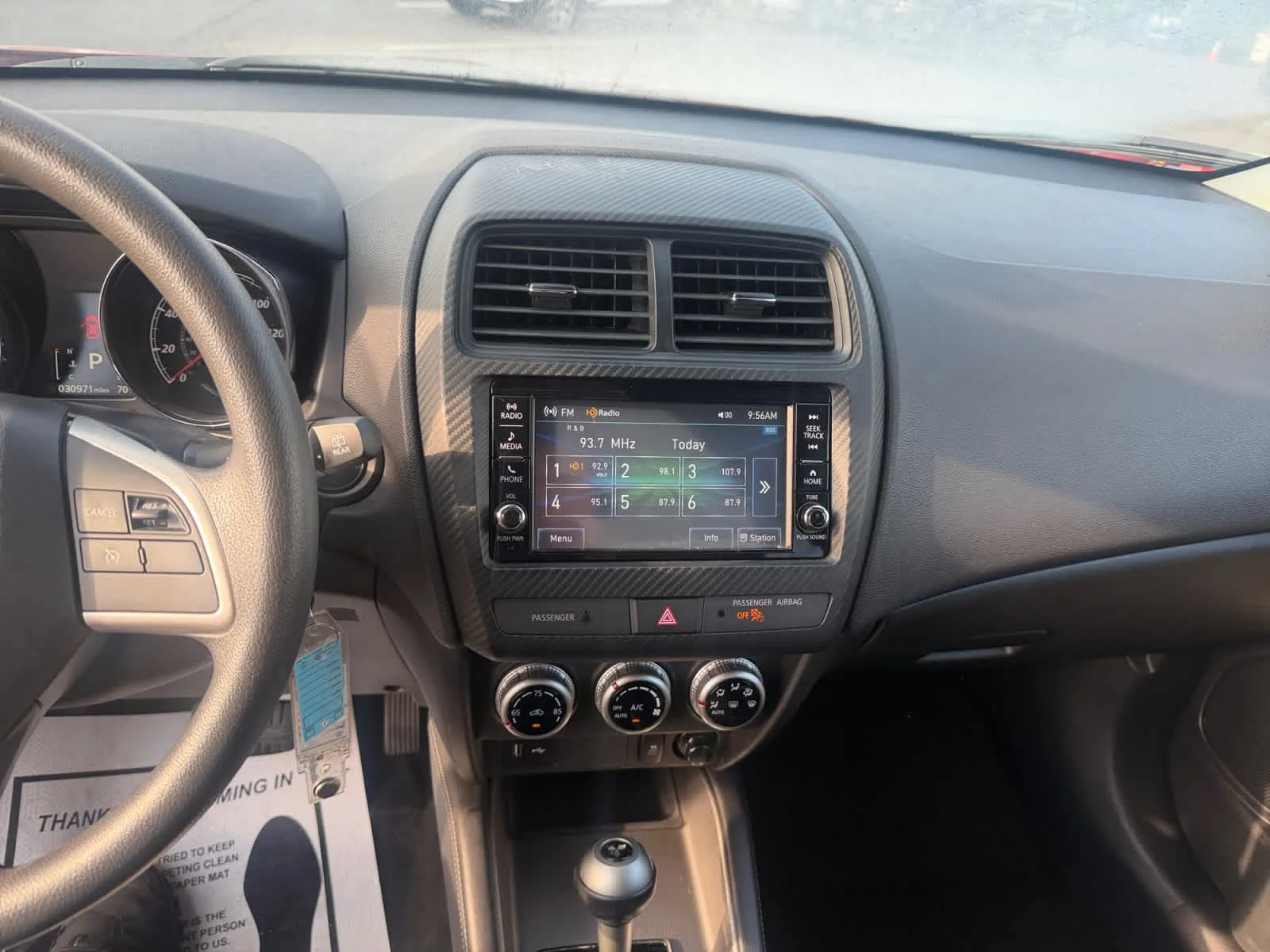 Used 2024 Red Diamond Mitsubishi ES image 17