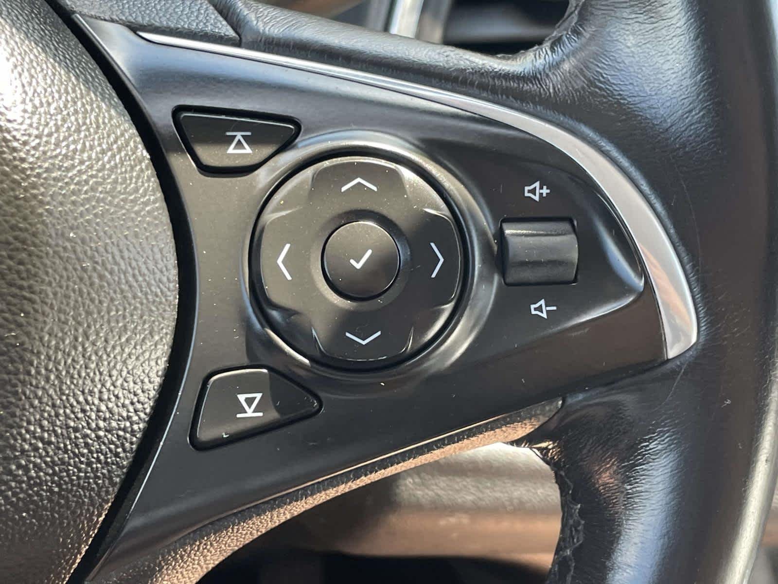 Used 2020 Satin Steel Metallic Buick Essence image 38
