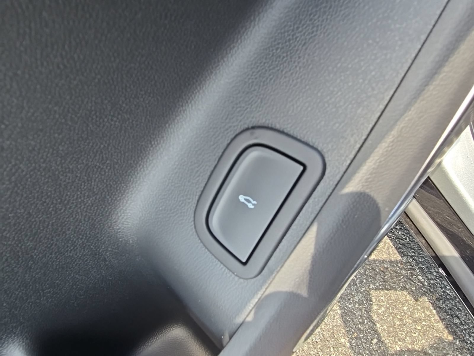 2026 GMC Acadia Denali Ultimate - Photo 32