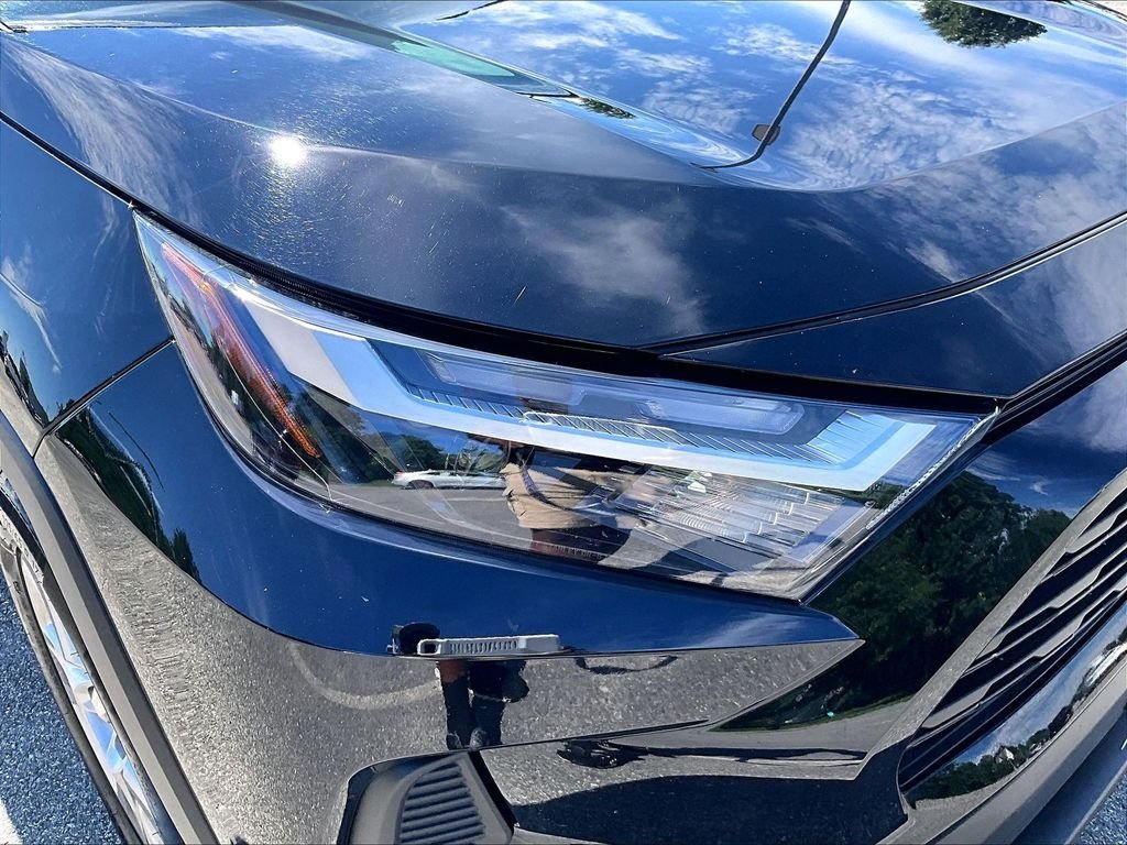 Used 2025 Black Toyota XLE image 33