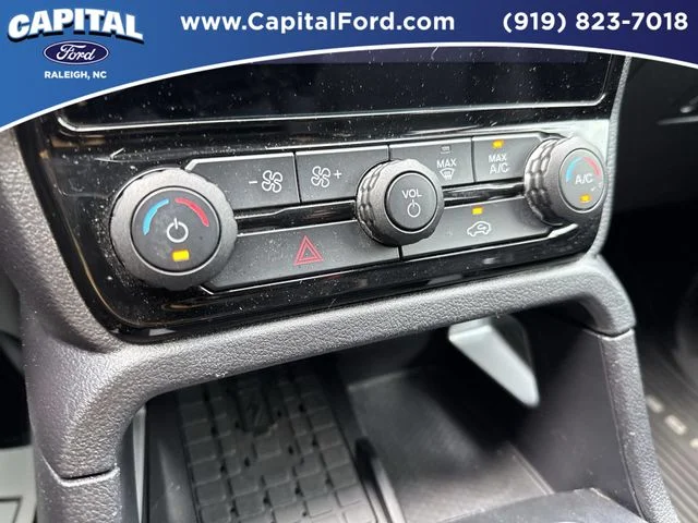 Used 2024 Green Ford Lariat image 29