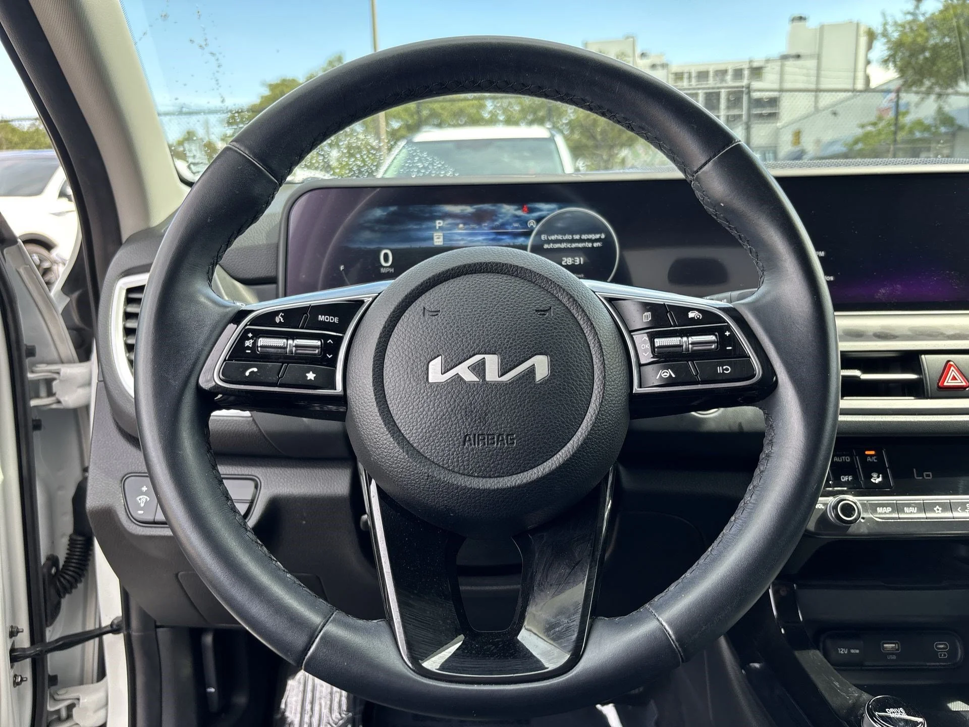Certified Used 2024 Snow White Pearl Kia EX image 11