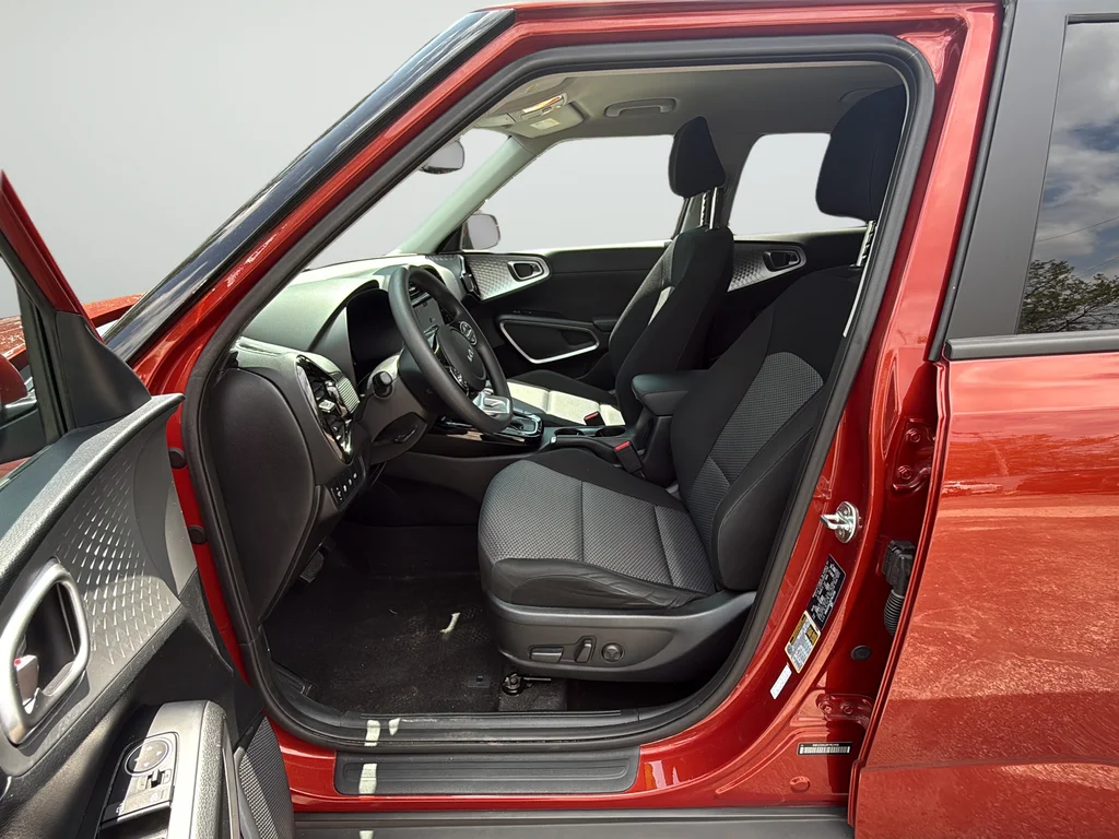 Used 2024 Orange Kia S image 27