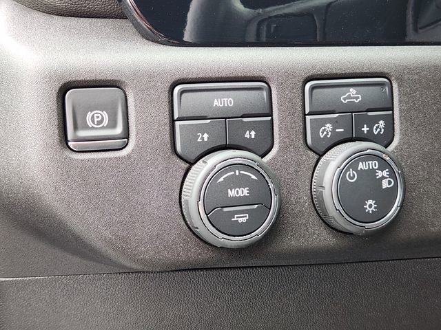 2025 Chevrolet Silverado 1500 LT - Photo 17