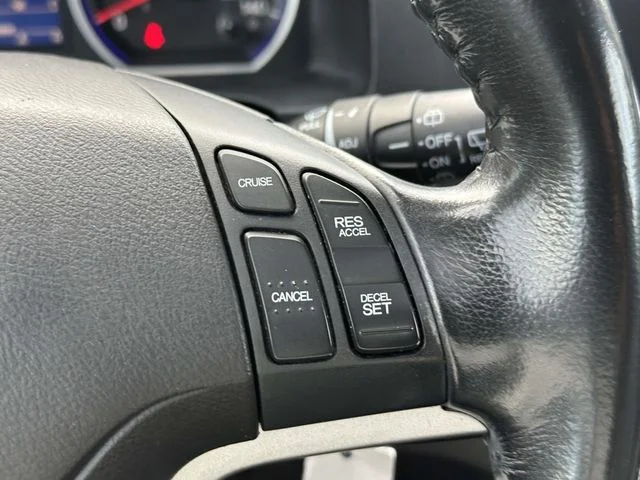 Used 2011 Taffeta White Honda EX-L image 23