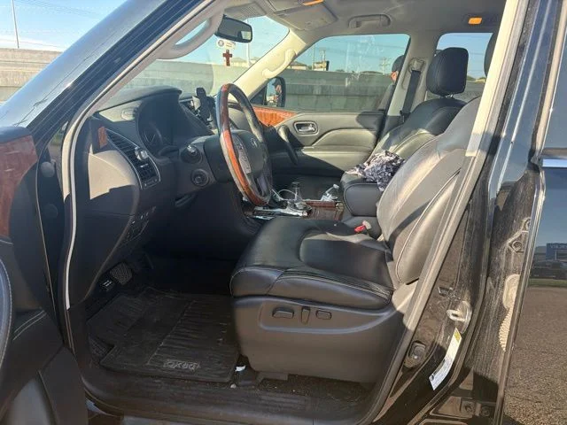 Used 2018 Black INFINITI Base image 6