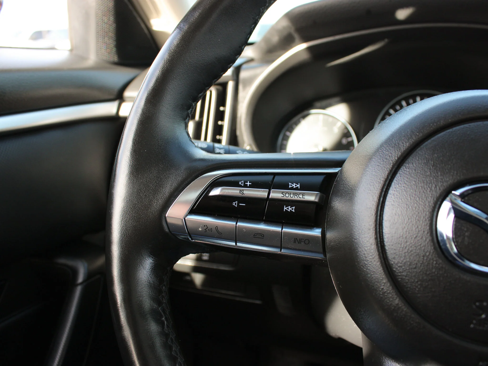 Certified Used 2024 sandmica Mazda GS-L * One Owner | Heated Seats | Panoramic Sunroof | Adaptive Cruise | AWD | Apple CarPlay image 21