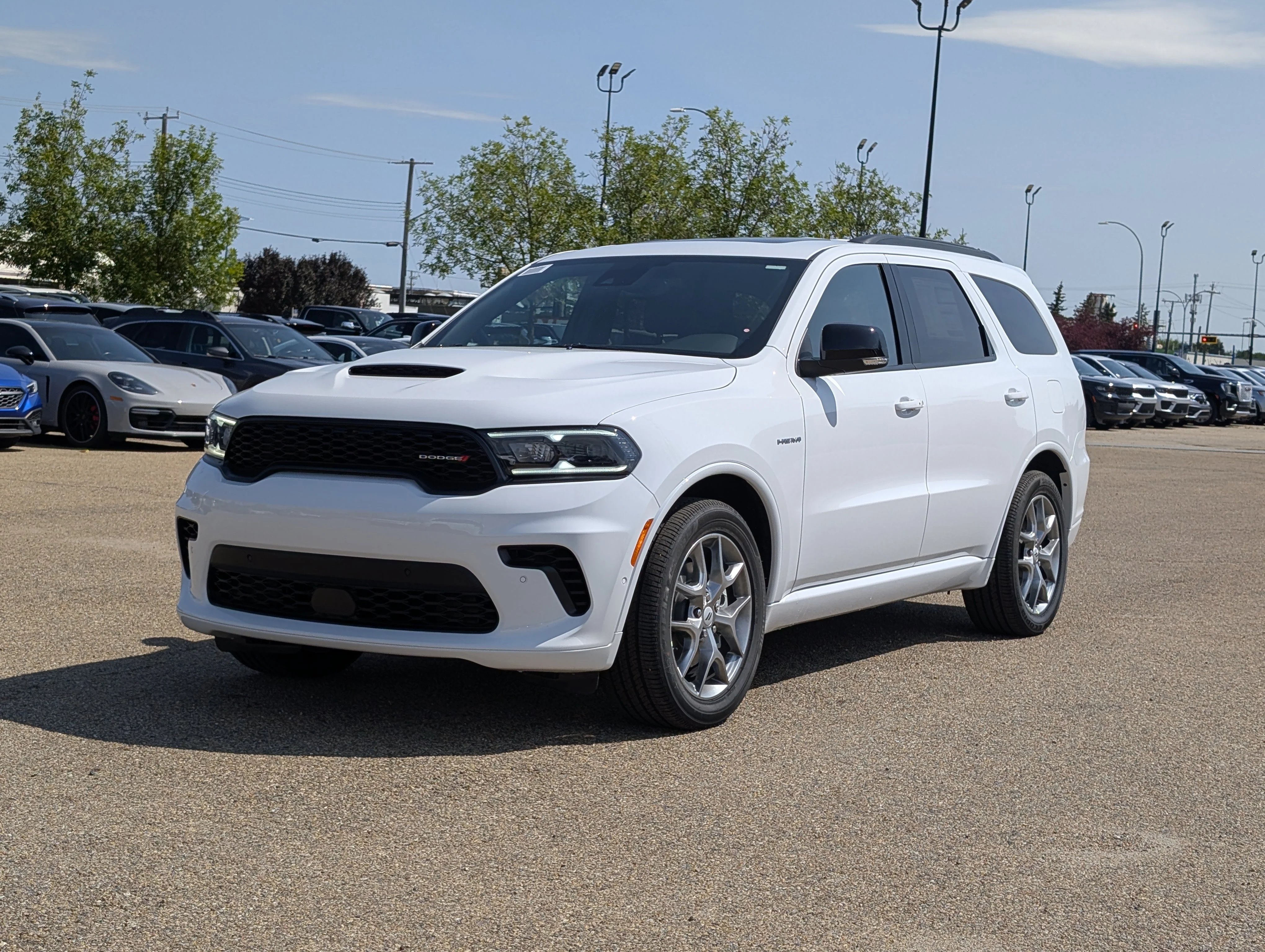 New 2026 White Knuckle Dodge GT HEMI V8 Plus image 2
