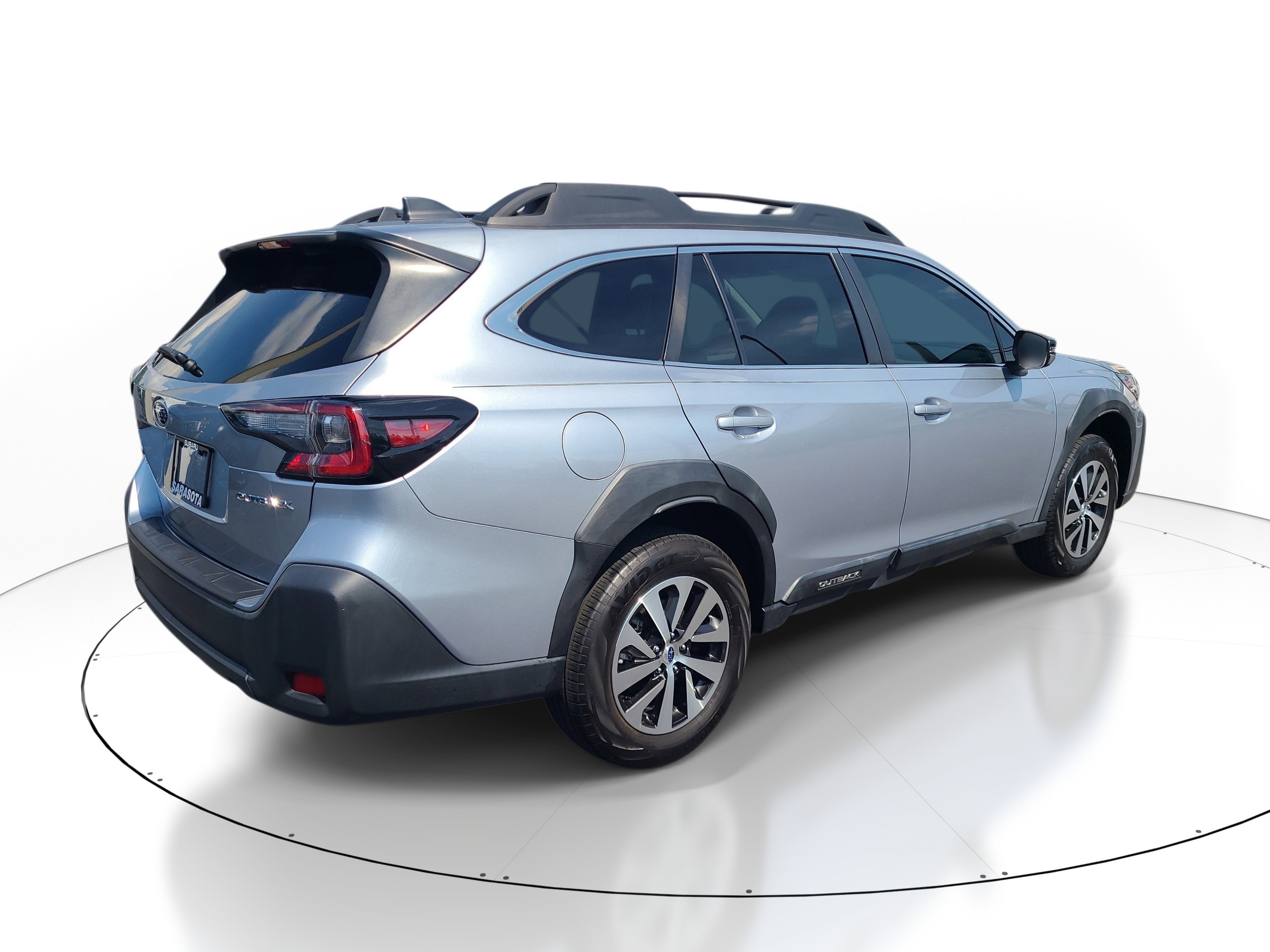 Used 2025 Ice Silver Metallic Subaru Premium image 2