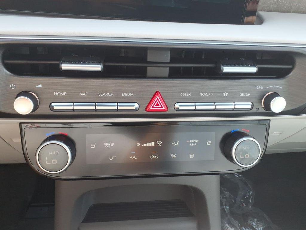 New 2026 Blue Hyundai Blue SEL 7P image 14