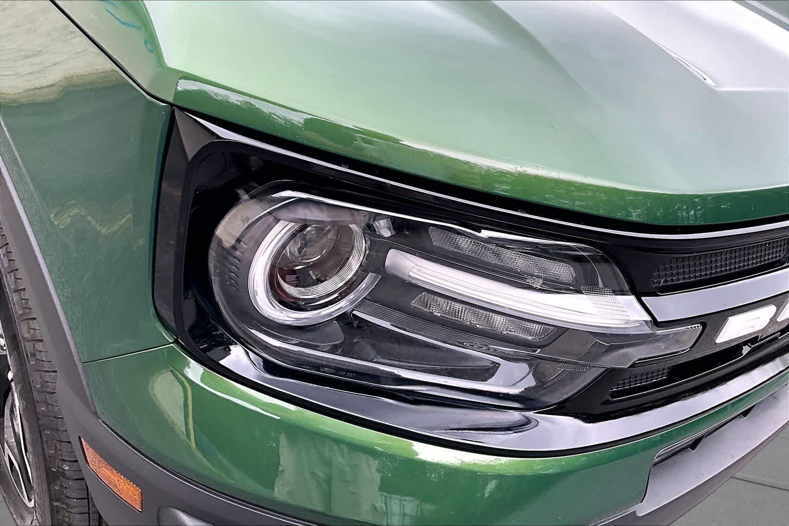 Used 2024 Eruption Green Ford Outer Banks image 26