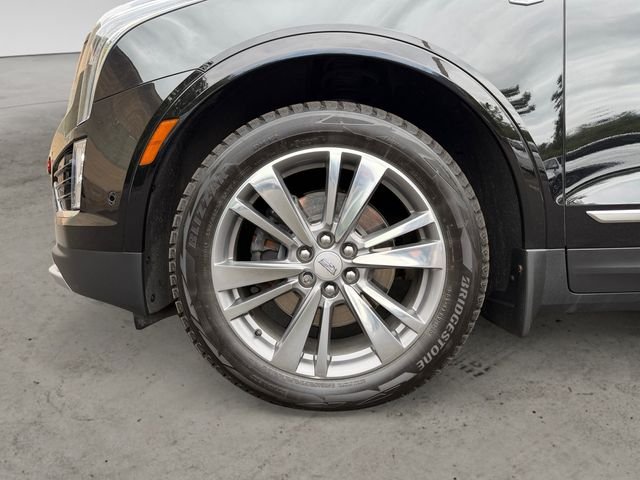 Used 2022 Black Cadillac Premium Luxury image 9