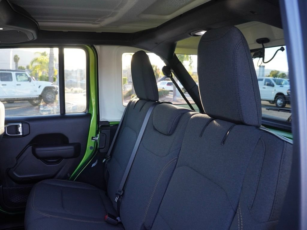 New 2026 Mojito Clear-Coat Exterior Paint Jeep 4-Door Sport S image 21