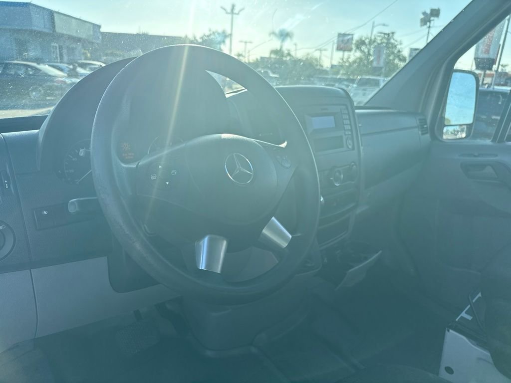 Used 2016 White Mercedes-Benz Cargo 170 WB image 13