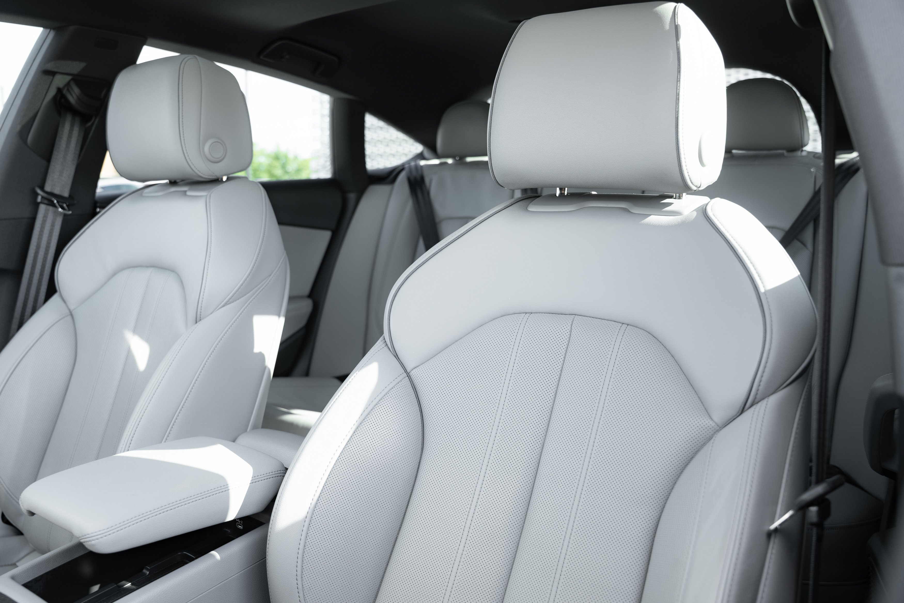 Certified Used 2025 Glacier White Metallic Audi S line Prestige image 20
