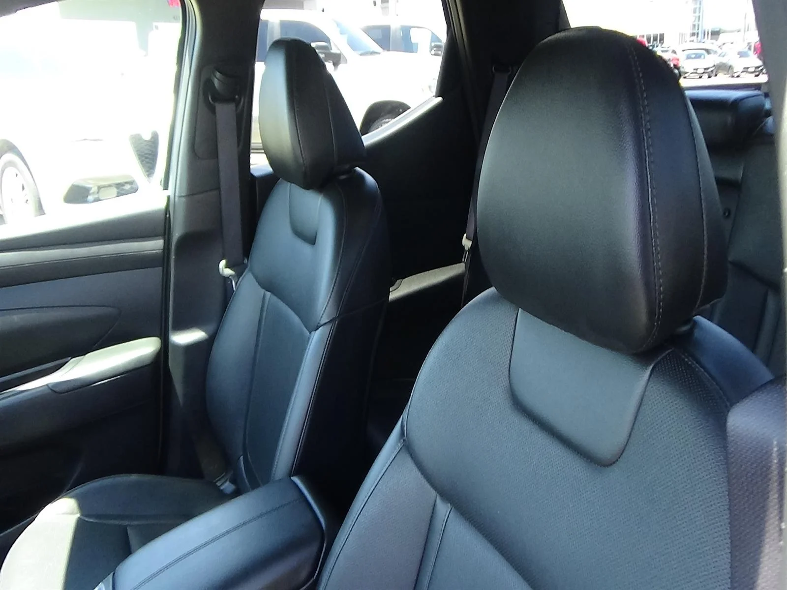 Used 2025 Sage Gray Pearl (sy9) Hyundai SEL image 16