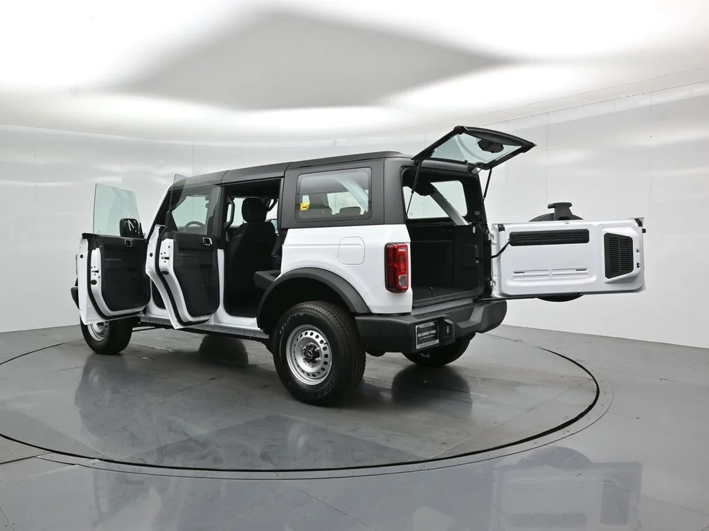 New 2026 White Ford Base image 32