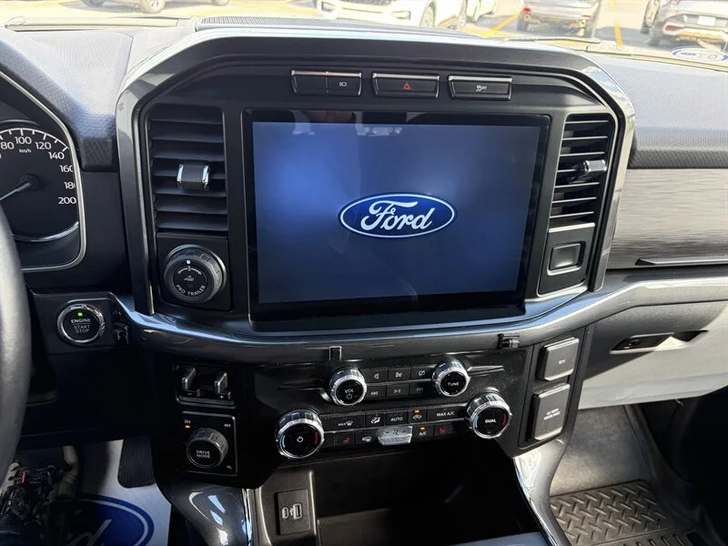 Used 2022 Blue Ford XLT image 8
