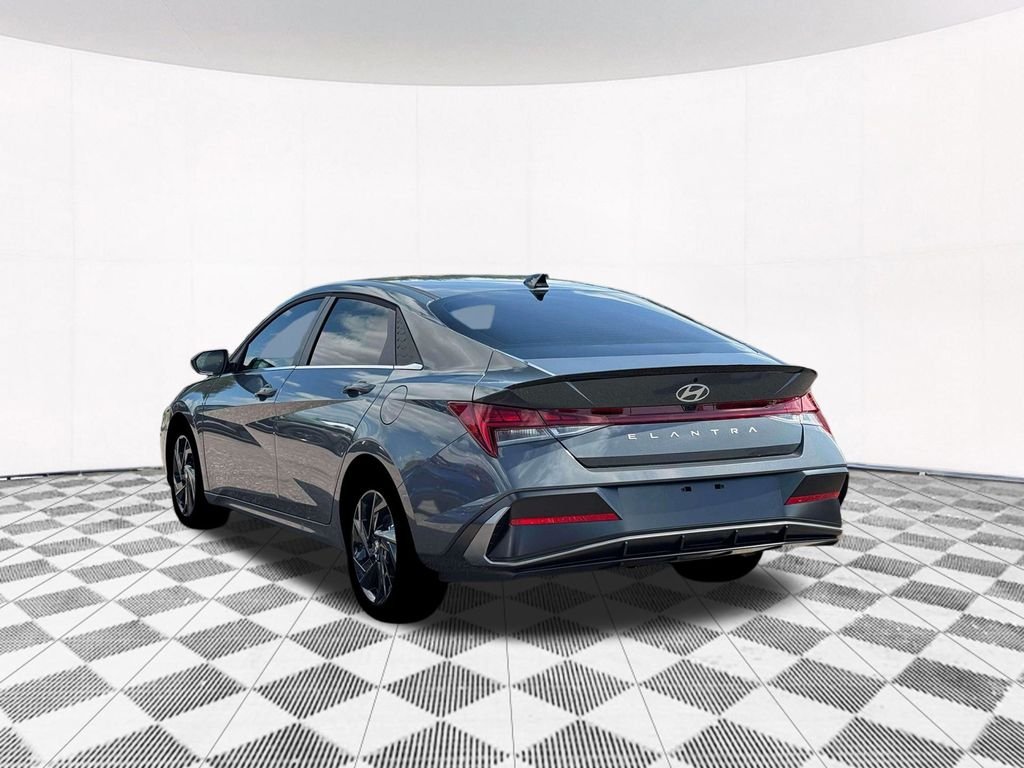 New 2026 Gray Hyundai SEL Sport image 7