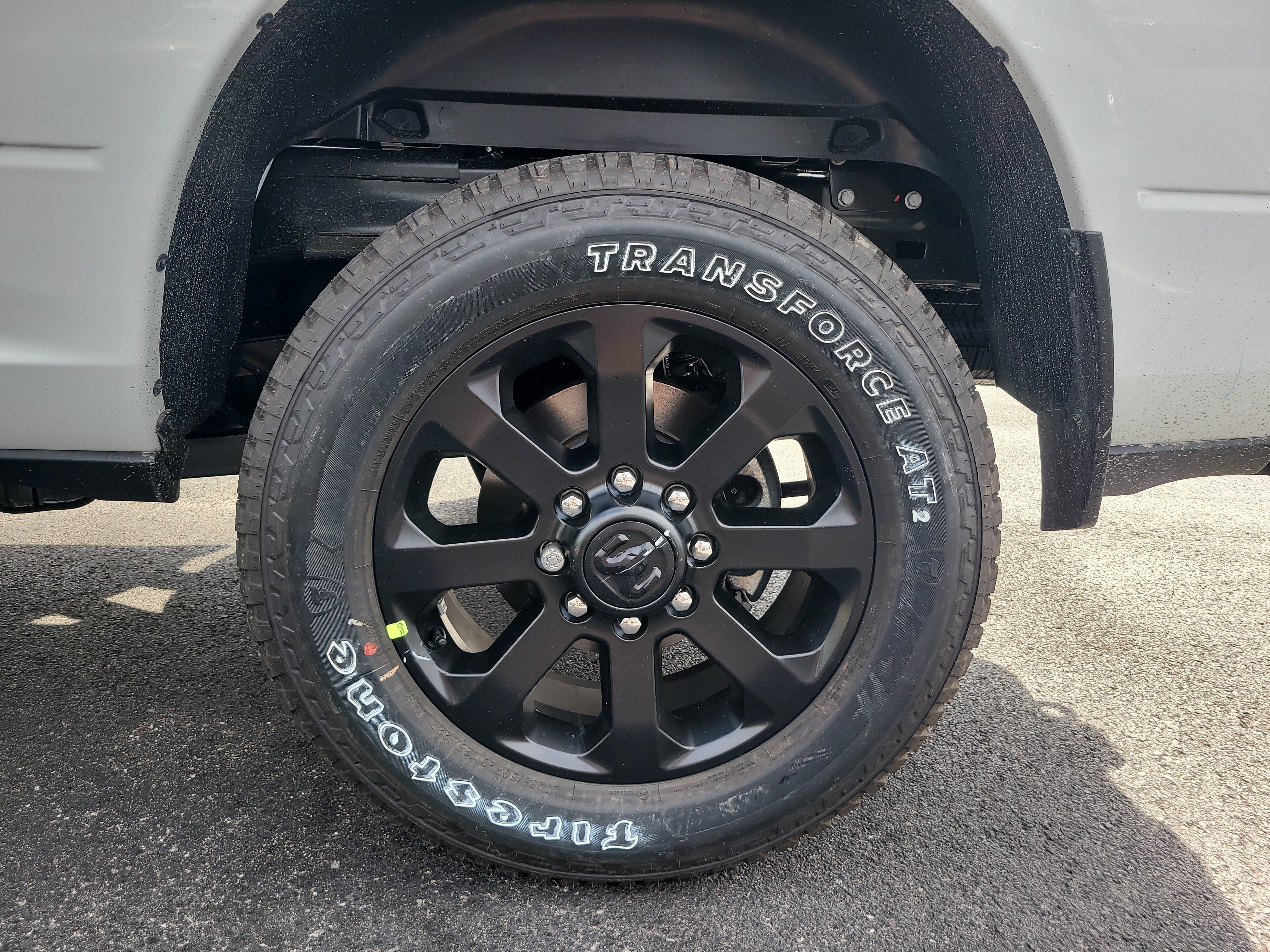 New 2026 Bright White Clear-Coat Exterior Paint RAM Laramie image 9