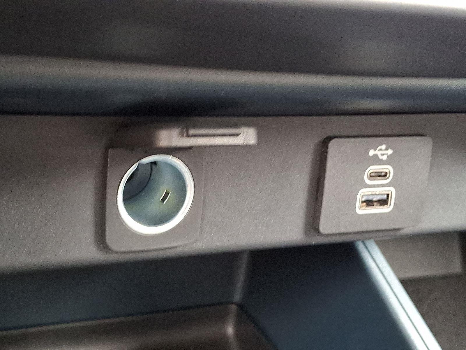 2025 Ford Maverick XLT - Photo 15